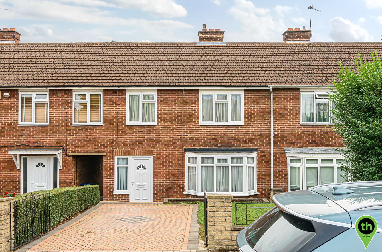 Fairmead Crescent, Edgware Taylor Hawkins